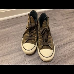 Converse all star hogh top suede sneaker